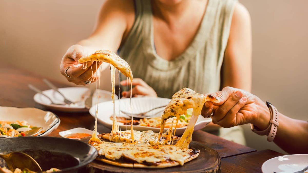 Pizza chain struggling after losing hundreds of locations