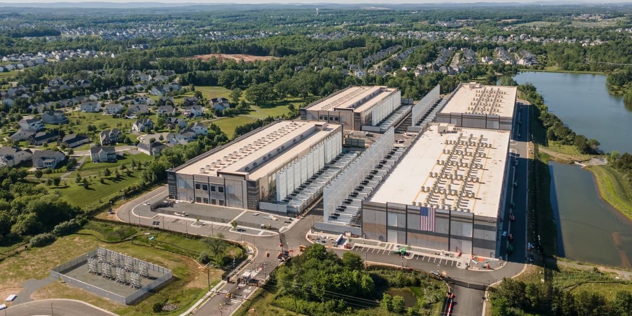 Virginia Governor Is ‘Skeptical’ of NextEra Energy’s Dominion Acquisition