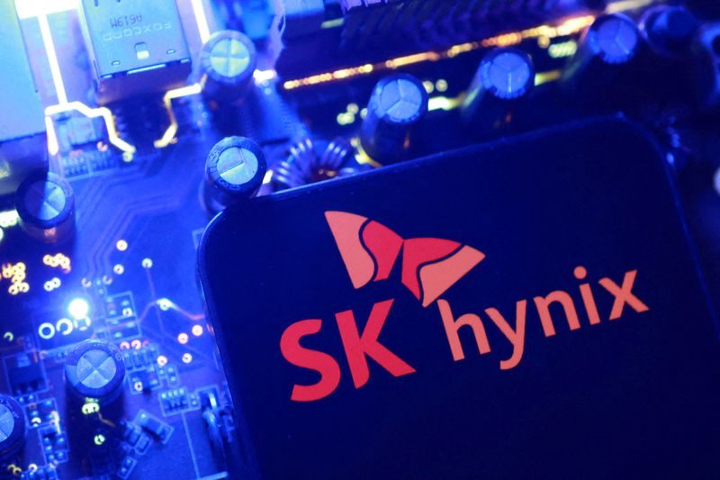 SK Hynix plunges after Nasdaq debut as memory chip euphoria cools