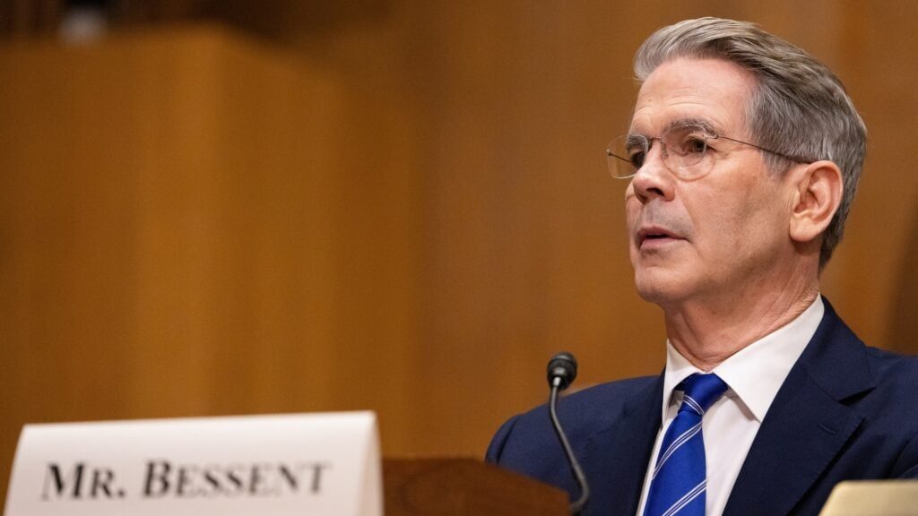 Peter Schiff Says Scott Bessent Is 'Misinformed' on Gold Certificate Redemption Claim: 'Why Should We Trust' Fort Knox?