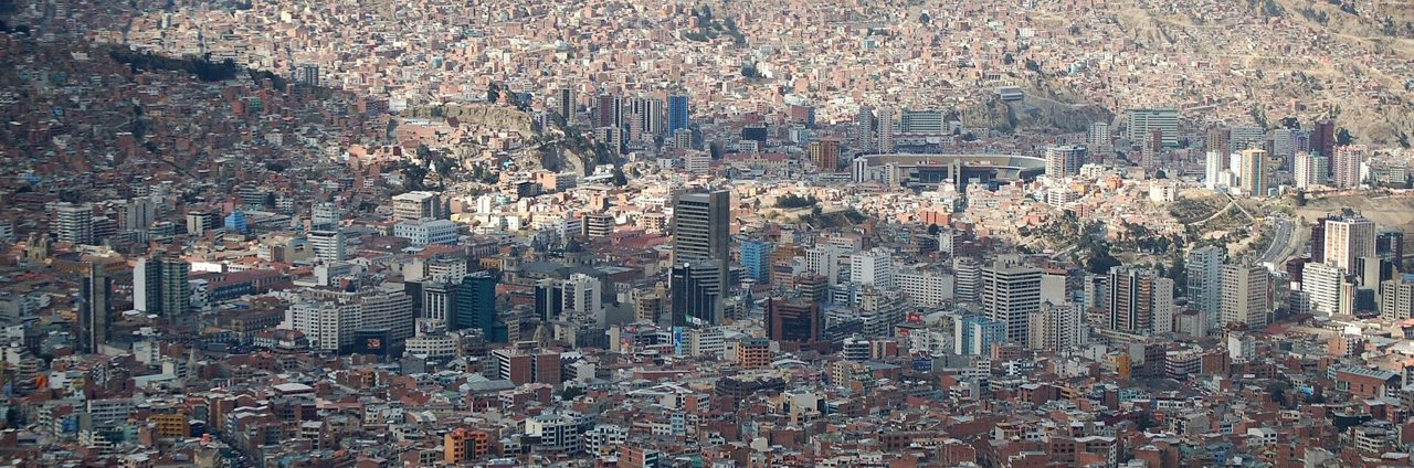 Bolivia Country Risk Falls to 407 Points, Below Argentina and Ecuador
