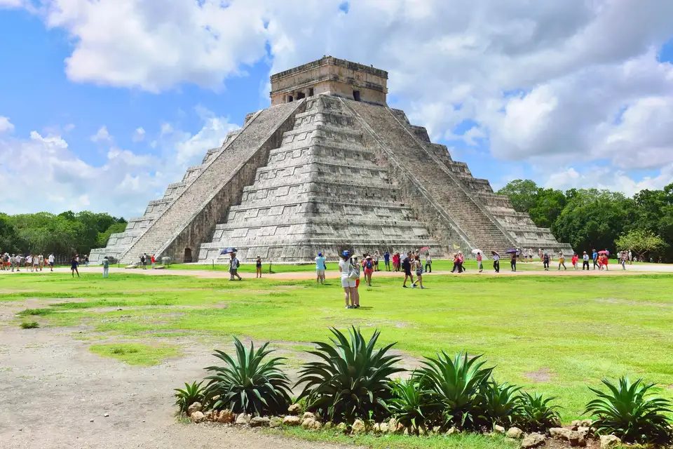 Mexico’s Mérida Earns Top AAA Credit Rating on Budget Surplus