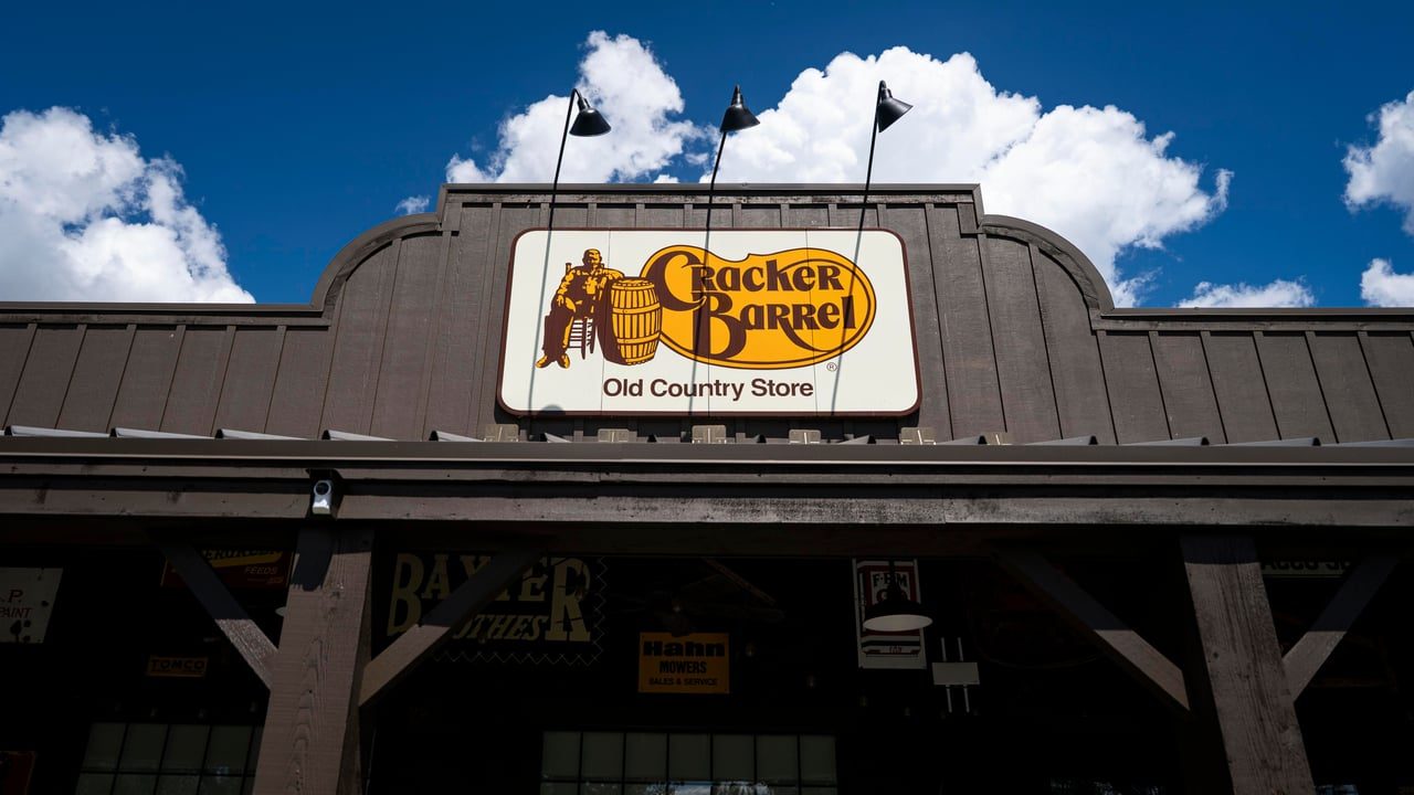 Cracker Barrel sells Maple Street Biscuit, raises fiscal 2026 outlook