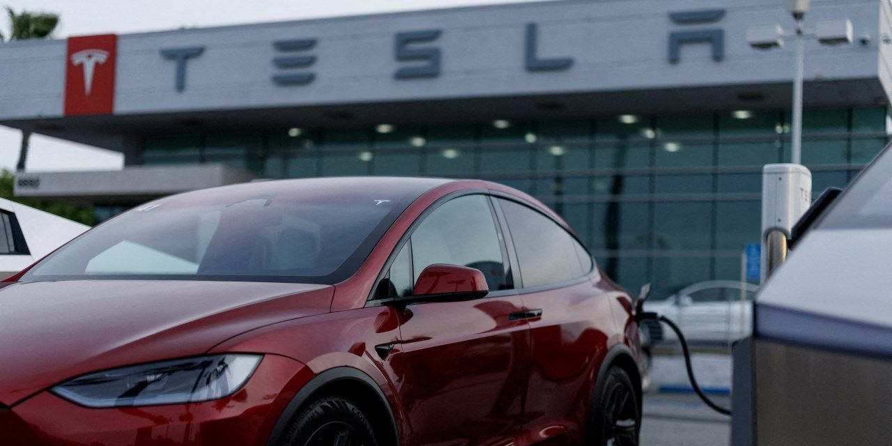 Stocks to Watch: Super Micro Computer, AT&T, Tesla, Alphabet