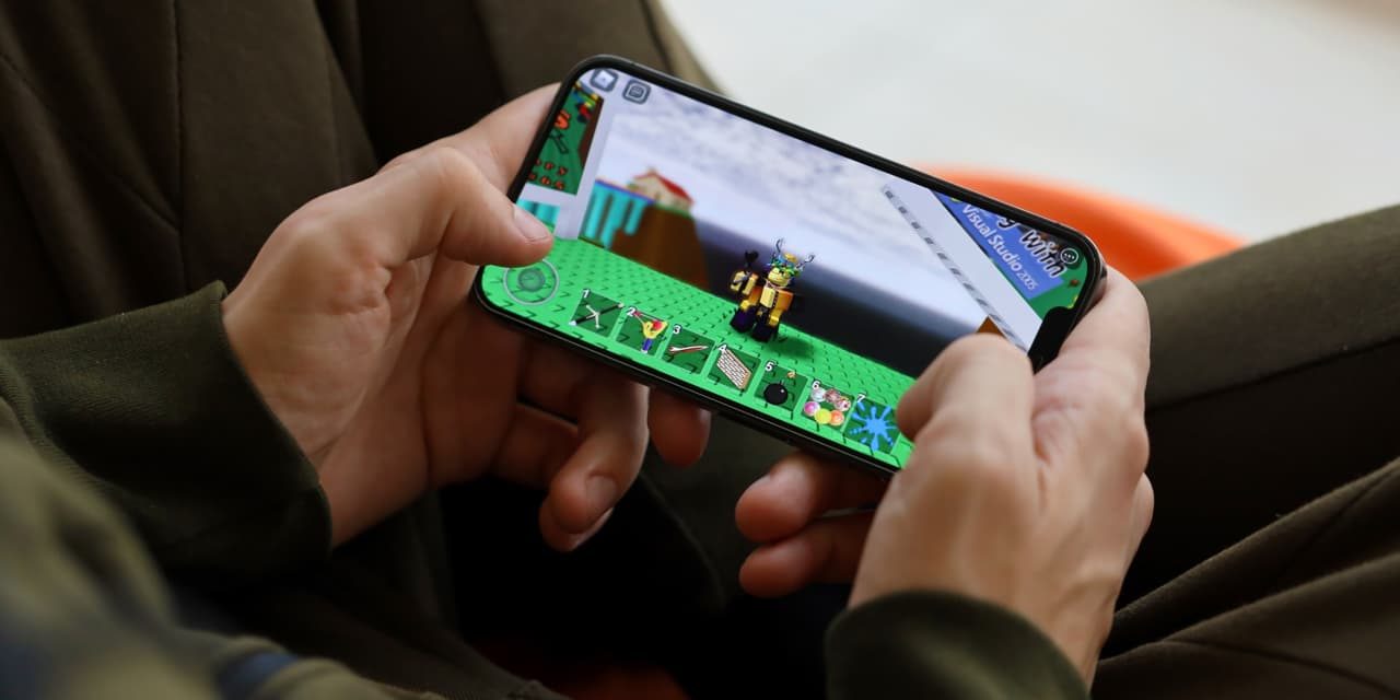 Why Roblox Stock Is Having Its Worst Day Ever After Earnings