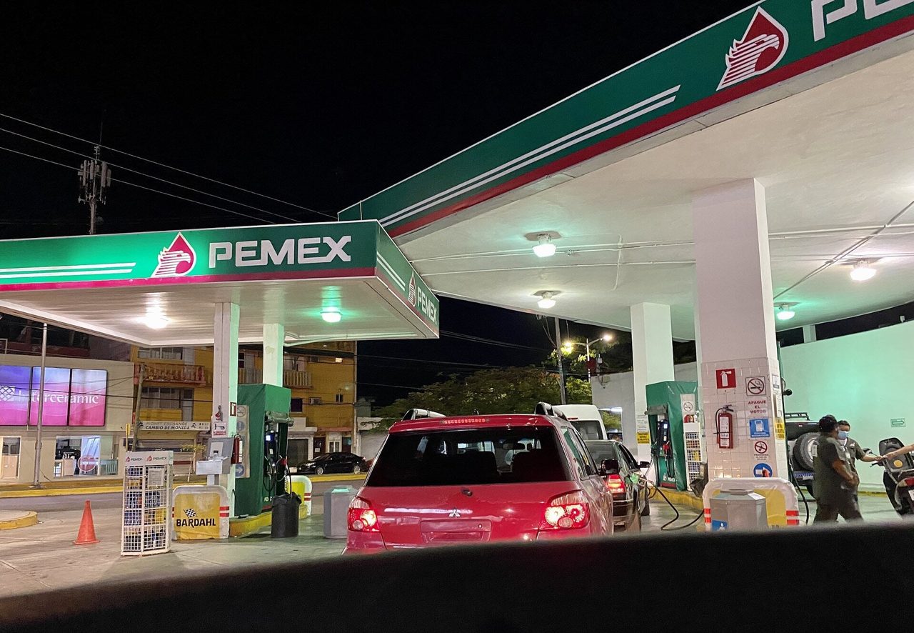 Mexico Fuel Overhaul Ends Premium Gasoline Subsidy and Shifts Support to Diesel