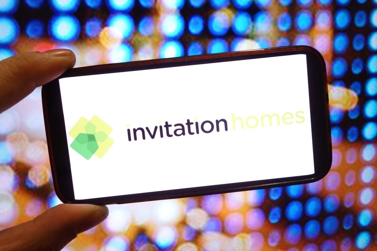 Do Wall Street Analysts Like Invitation Homes Stock?