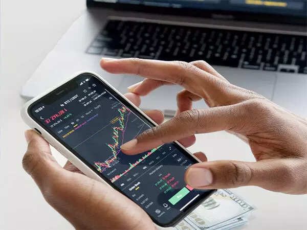US data surprise eases rate hike fears, also cheers D-Street
