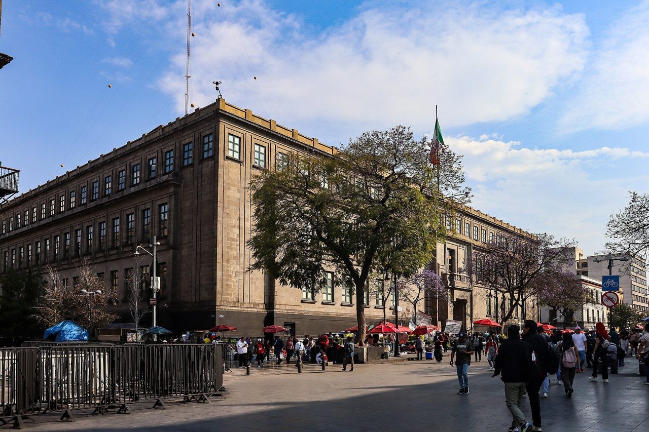 Mexico’s Top Court Backs ISSSTE Pension Fund Boosting State Workers Up to US$1,050 a Month