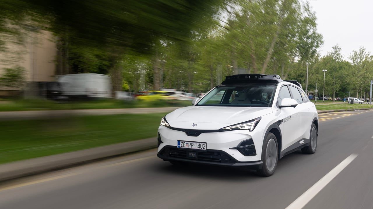 Pony.ai overseas robotaxi pipeline tops 4,000 vehicles Q2 2026