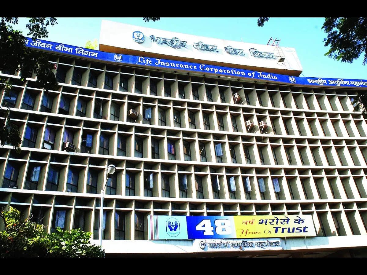 LIC OFS opens for retail investors today: Should you apply in insurance behemoth's offer?
