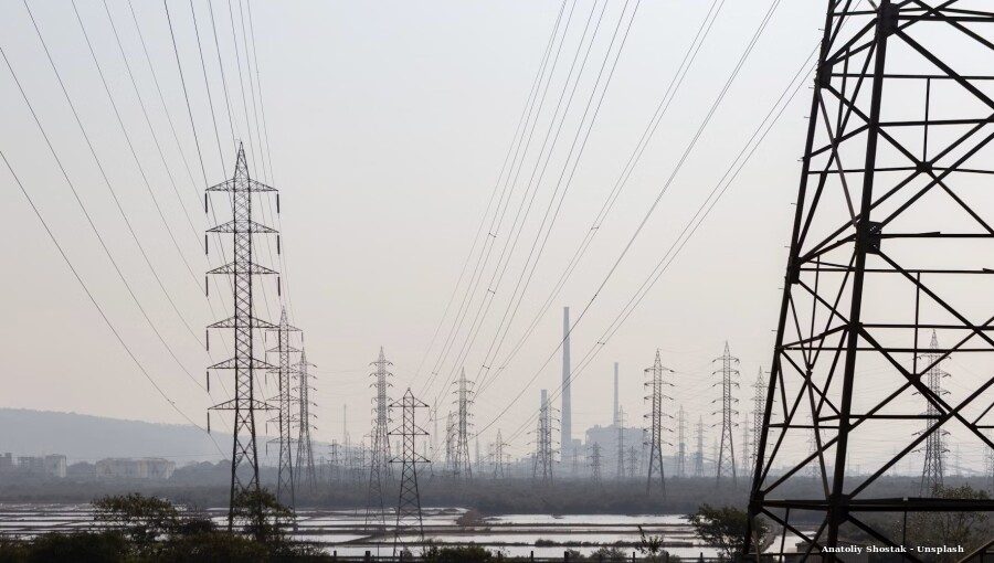 China’s clean-energy boom runs into the limits of its power grid