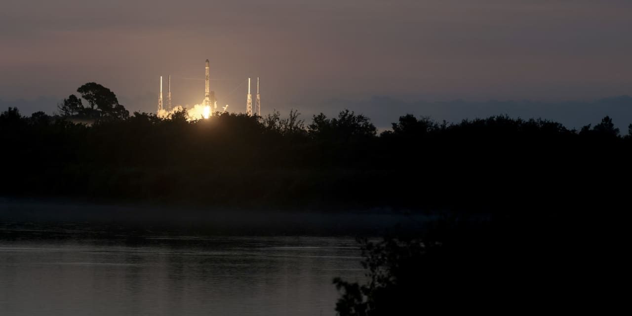 SpaceX Stock Is Finally Rising After Elon Musk Warns Short Sellers.