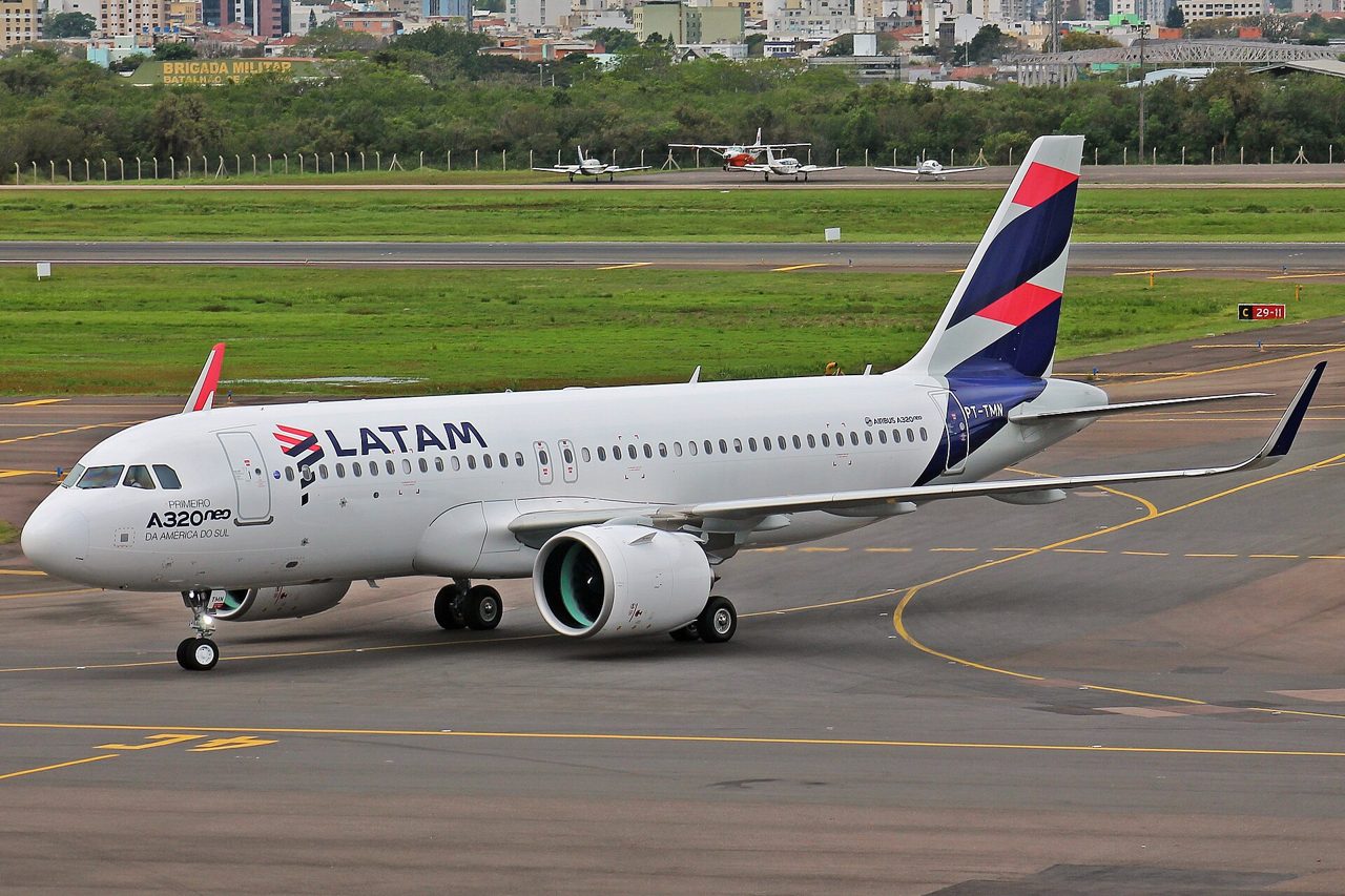 LATAM Airlines Approves Buyback of Up to 5% of Its Shares