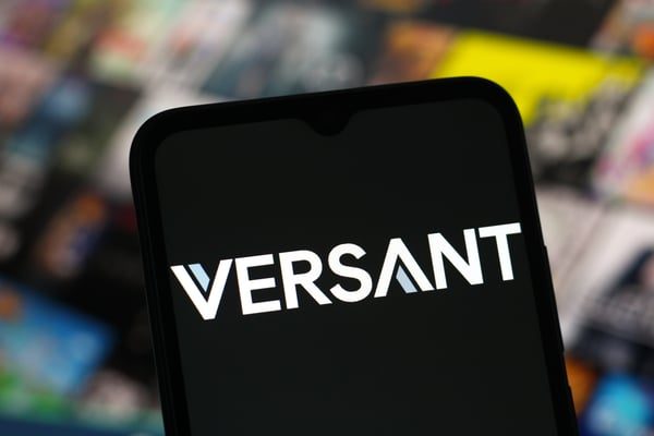 Versant Media Group raised its full-year outlook as digital brands offset pay TV slide