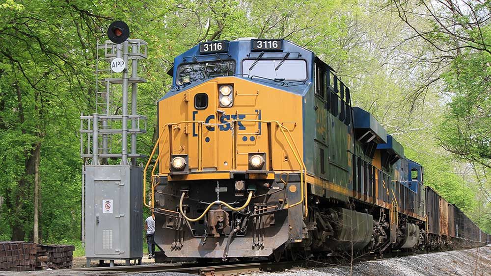 S&P 500 Stock Chugs Past Buy Point; CSX Rises Late On Earnings