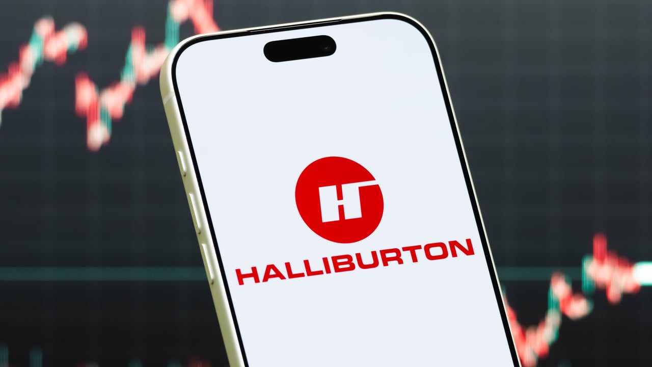 Halliburton Q2 2025 earnings: CEO warns of softer oilfield market