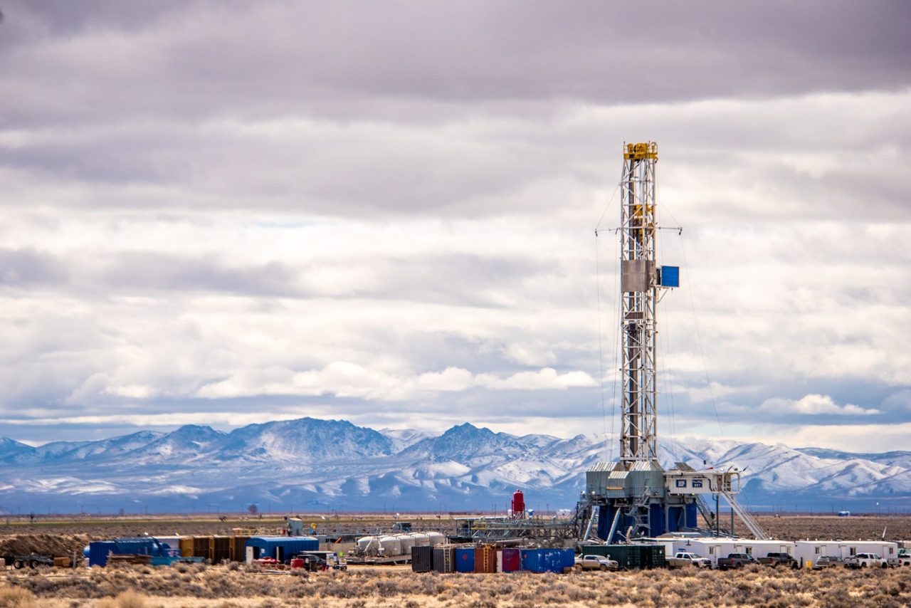 Is Chevron (CVX) Outperforming TotalEnergies (TTE) in the Energy Race?