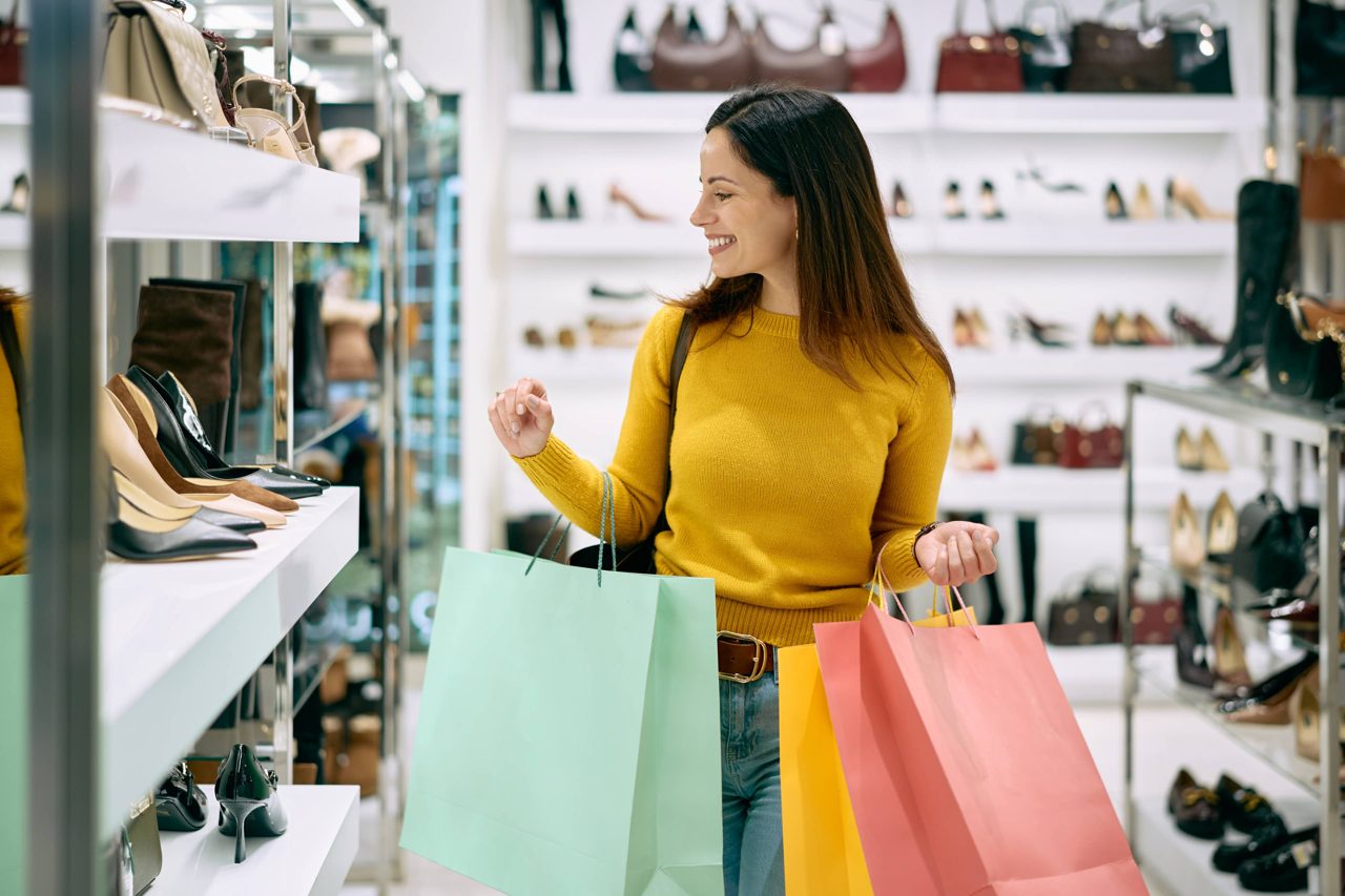Resort destination mall and hotel seek Chapter 11 bankruptcy