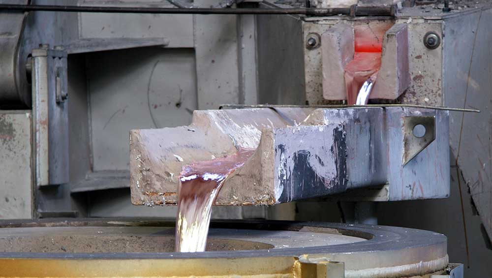 Aluminum Stock Briefly Tops Buy Point. Earnings Surge 357% Amid Strong Trends.