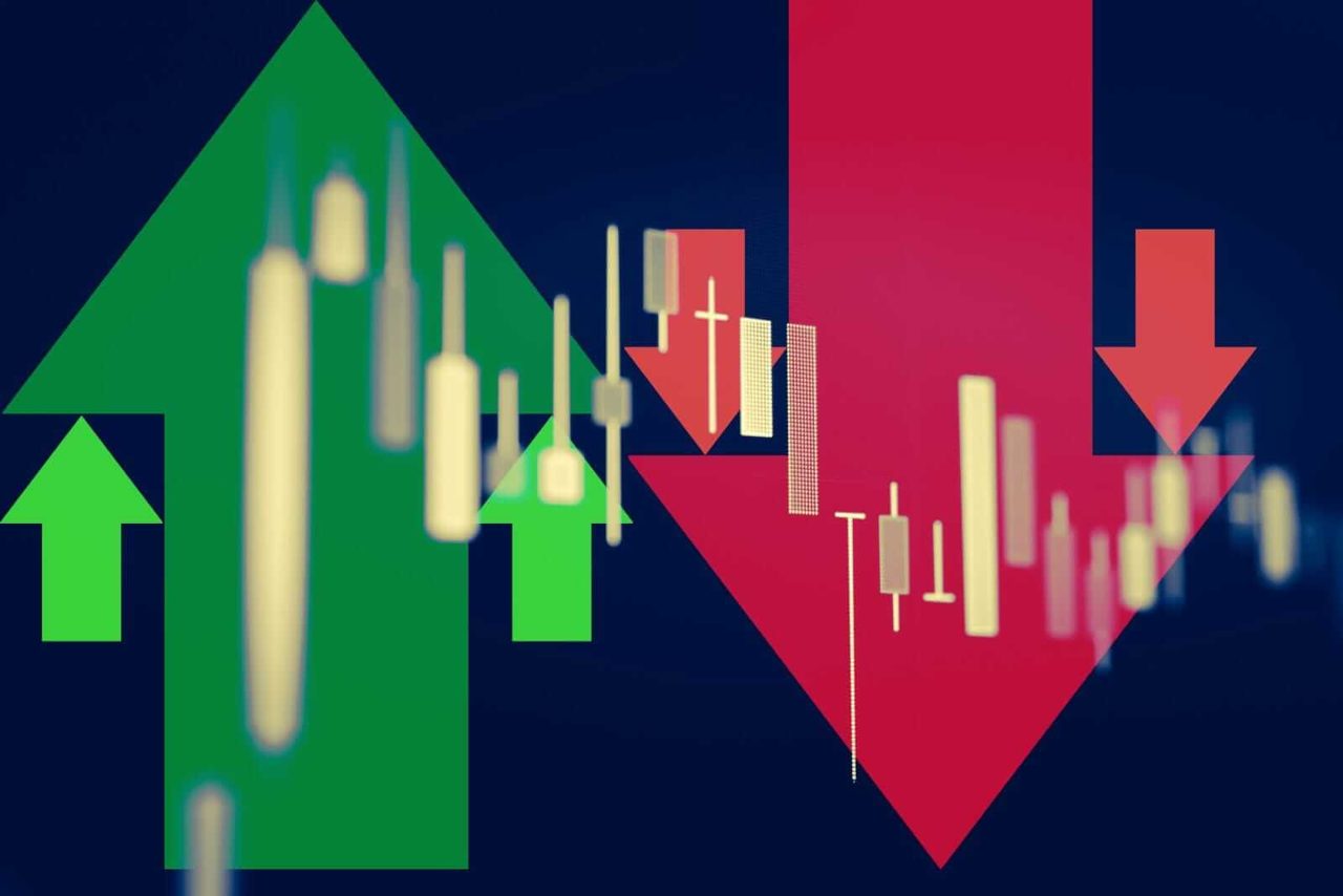 Stocks Mixed on Favorable Inflation News and Chipmaker Weakness