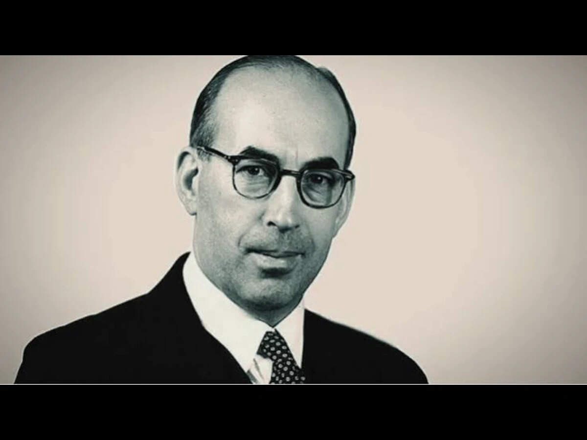 Quote of the day by Philip Fisher: "Change creates opportunities to grow, but it also creates opportunities to slip"
