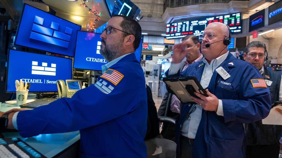 Michael Burry just sent a fresh signal to stock market investors