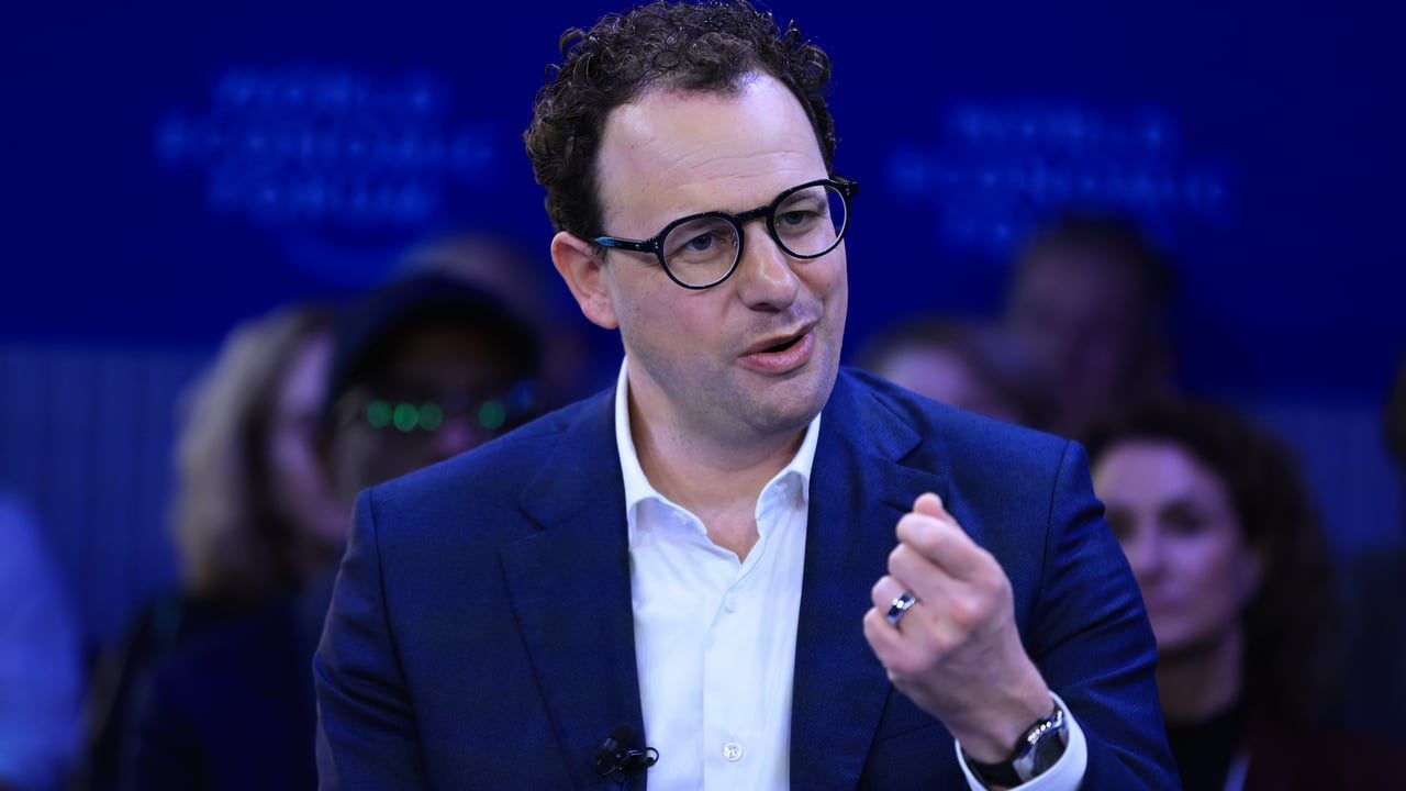 Anthropic pitches IPO investors on $30 trillion market opportunity