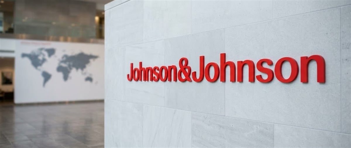 Why Johnson & Johnson’s Earnings Dip Looks Like a Buying Opportunity