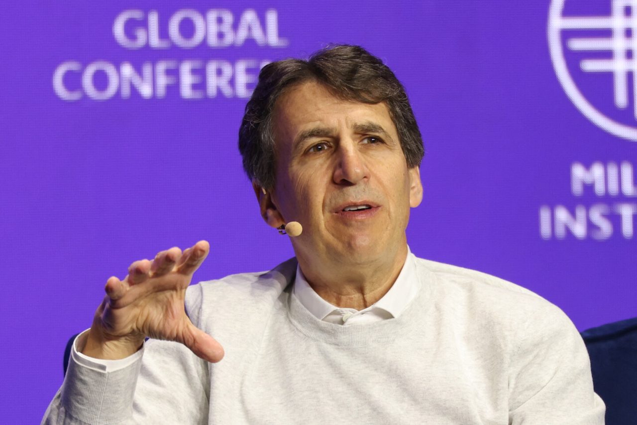 Apollo chief wary of 'brain damage' that comes from asset manager M&A