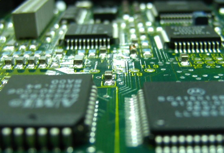 Investors Buy the Semiconductor Dip in $40 Billion Flows Week