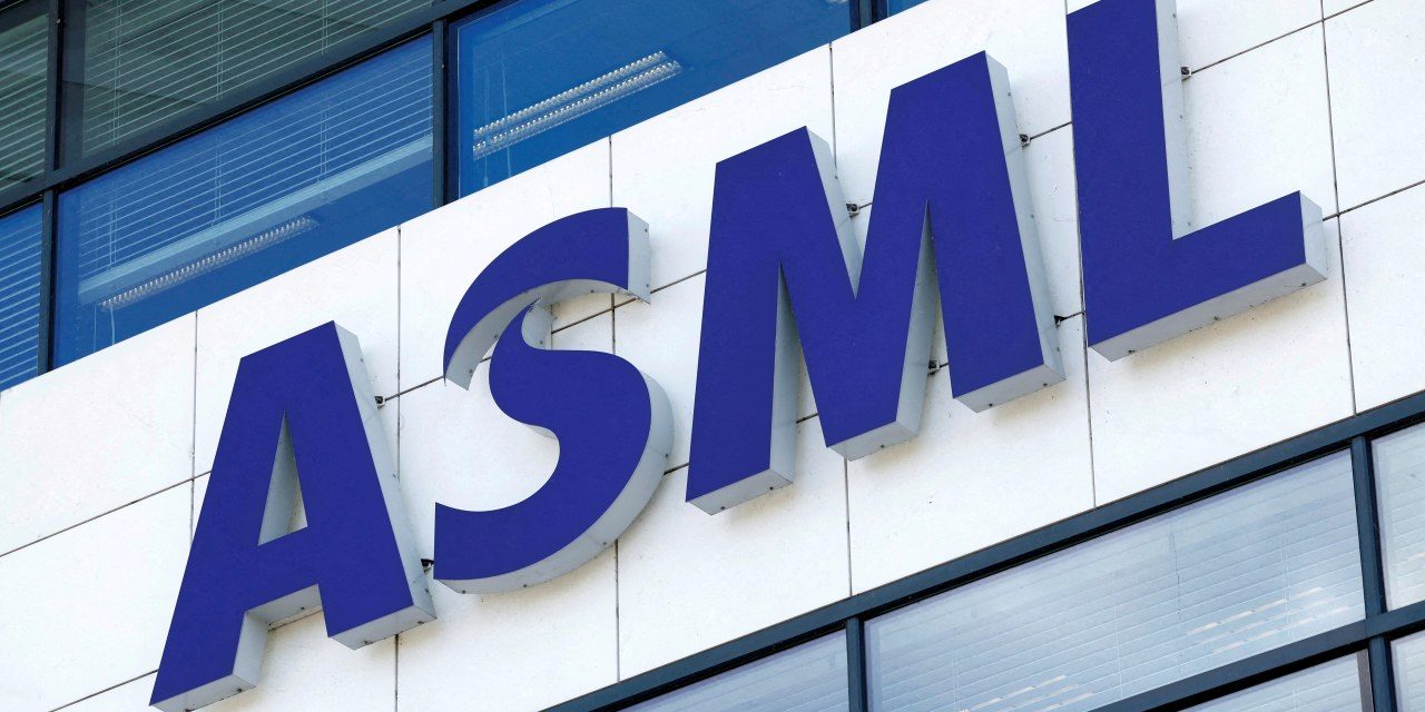 Chip-Machine Supplier ASML Raises Guidance Again on Unrelenting AI Demand