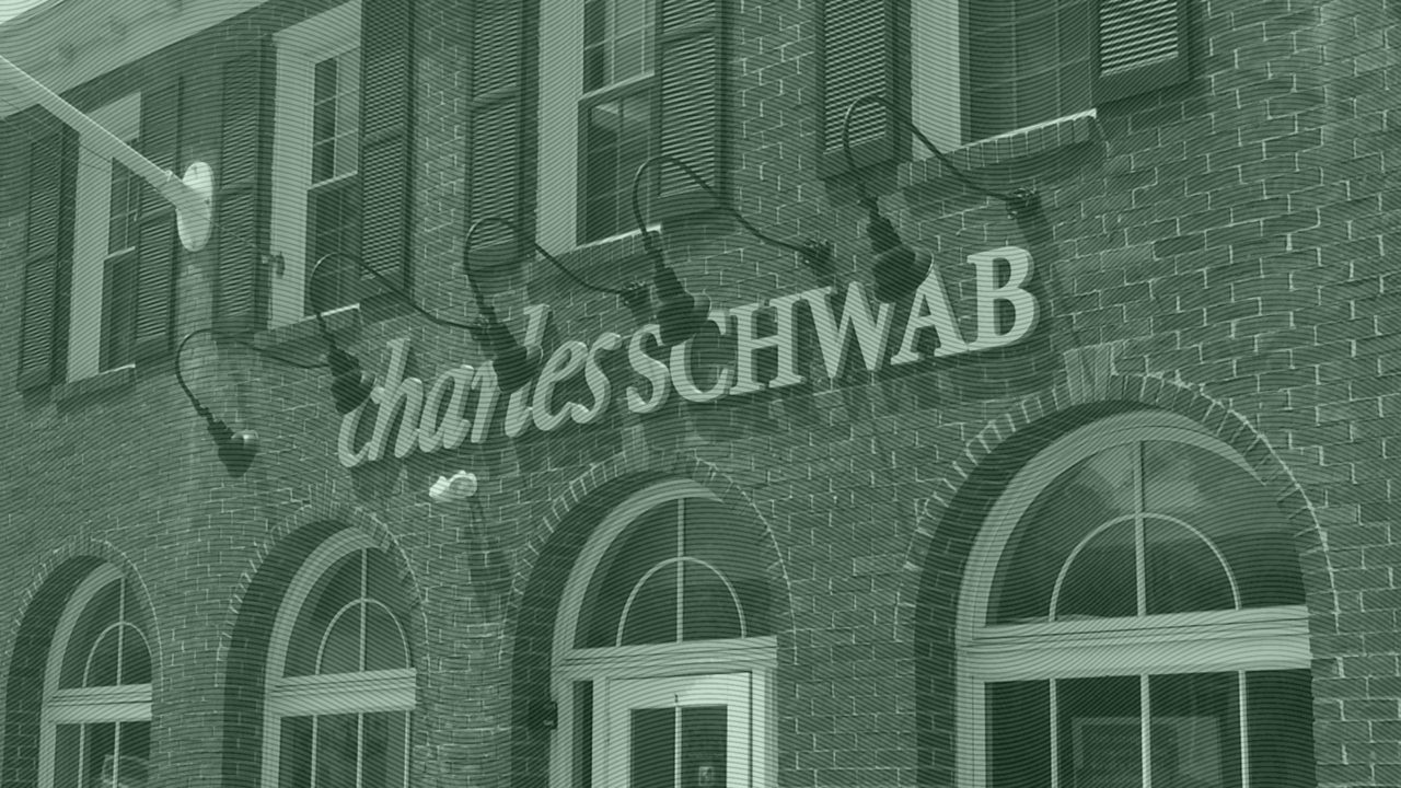 Schwab Earnings Boosted by Latest Tax-Focused Strategy