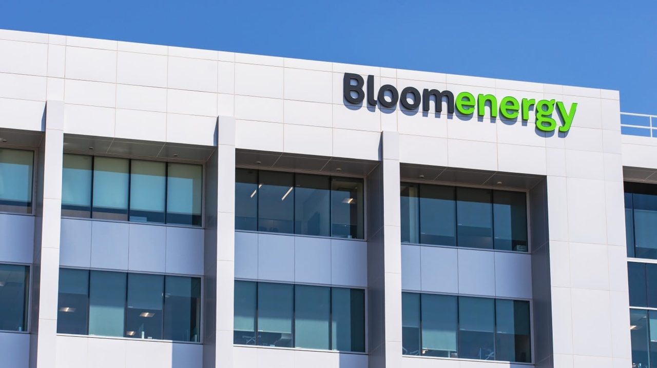 Bloom Energy Soars 28%, FuelCell Energy Rockets 27% as Q2 Results Sink In and Mizuho Upgrades