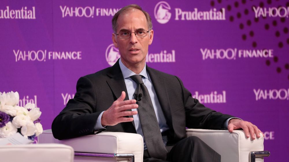 Moody's Mark Zandi warns of a 'serious' mistake if the Fed hikes rates as Wall Street expects a quarter-point increase
