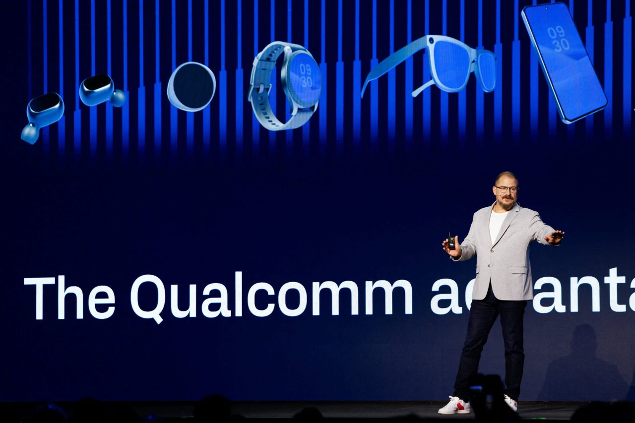 Qualcomm Q3 earnings to highlight AI's impact on smartphone market, data center plans
