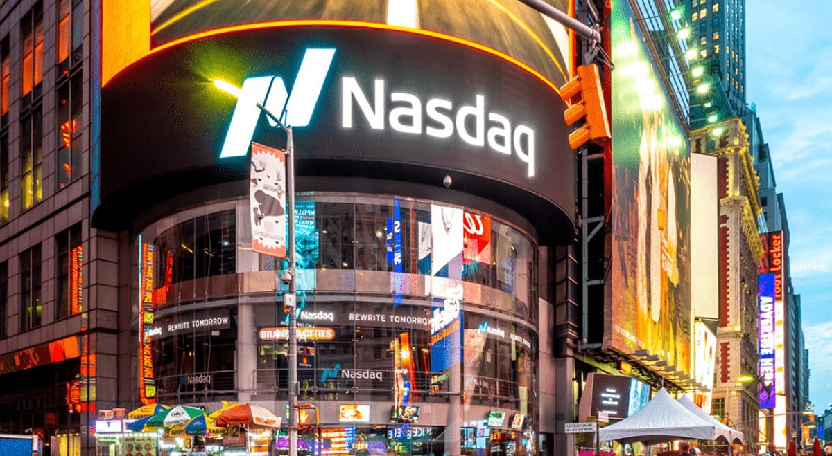 U.S. Futures Flat as Trump Rejects Iran Reparations, Intel Raises $20 Billion: Dow Jones, S&P, Nasdaq, Wall Street