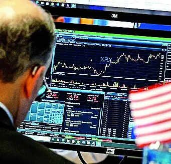 US stocks today: US stocks open lower as chip rout extends