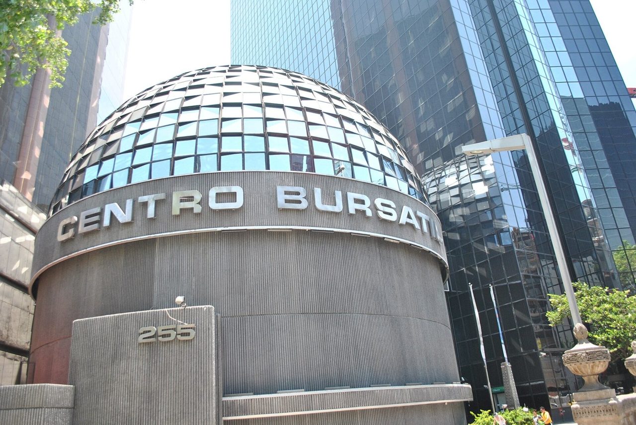 Mexican Stocks Rally to Best Session in Ten Weeks