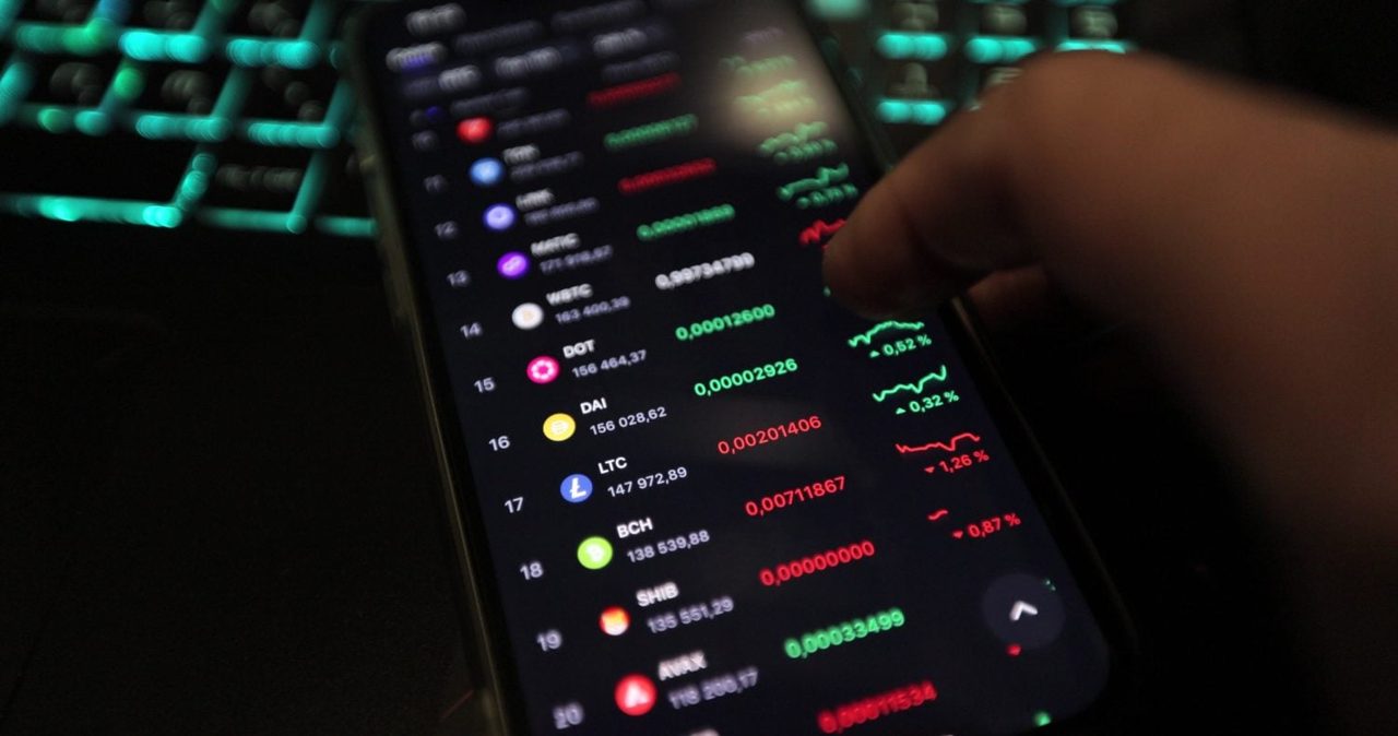 S&P’s New Crypto Index Excludes XRP and Bitcoin: Here’s the Real Reason