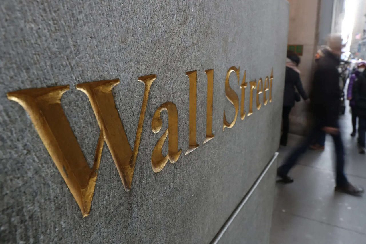 US stocks: S&amp;P 500, Nasdaq open lower as tech stocks weigh; MidEast in focus