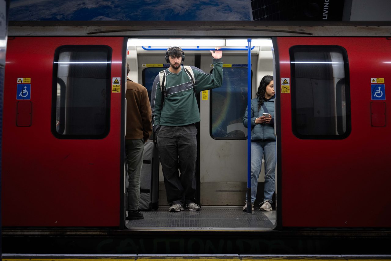 UK economy shrank 0.1% in April as Iran conflict weighed on growth