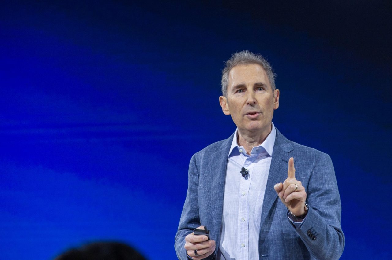 Fortune Tech: Amazon, Microsoft AI spending; DeepSeek fundraising; Apple smart glasses privacy