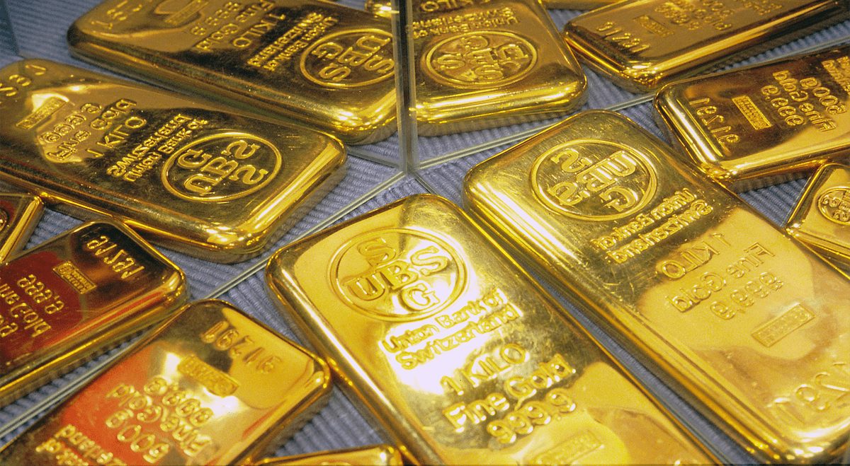 Gold Advances as Softer Dollar Offsets Federal Reserve Uncertainty
