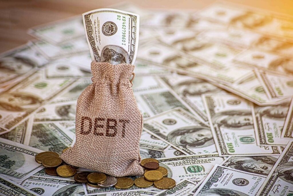 $40 Trillion US Debt Puts Household Costs in Focus as Report Warns of Higher Mortgages, Social Security Cuts