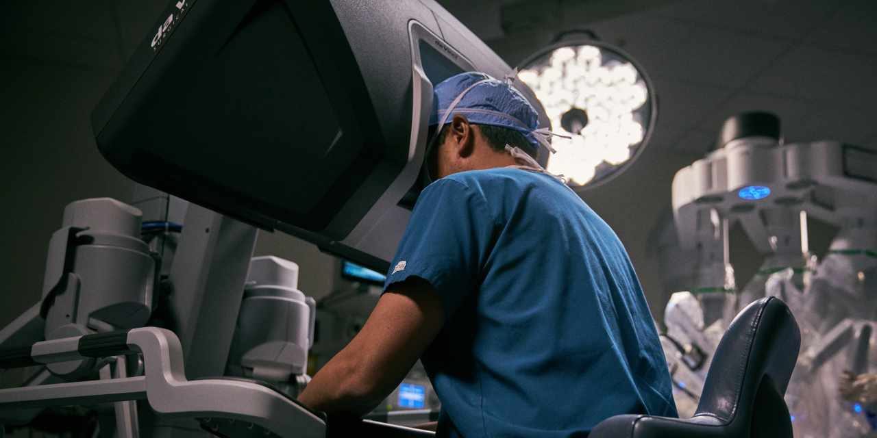 Why This Surgical Robot Stock Is Still a Buy During Its Worst Day in 4 Years