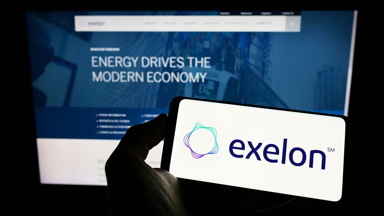 Are Wall Street Analysts Predicting Exelon Stock Will Climb or Sink?