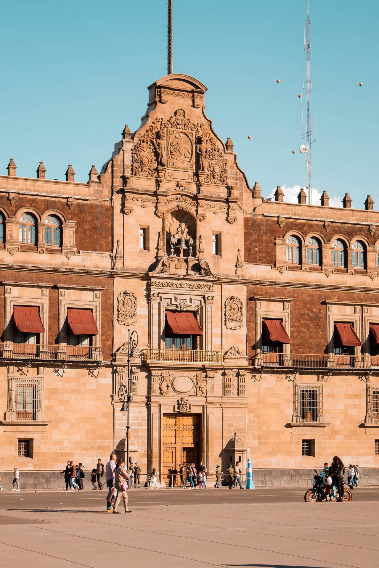 Mexico’s Public Debt Tops MX$19 Trillion (US$995 Billion), a Record