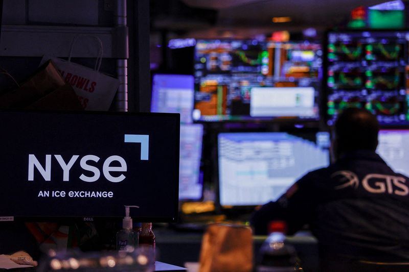 US equity funds record second weekly outflow on Iran tensions, high yields