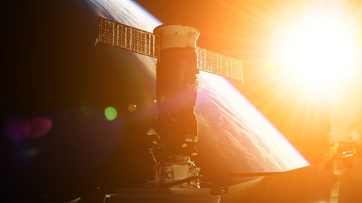 SpaceX Stock Is up 32% Since Aug. 1. Is it Too Late to Buy?